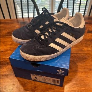 Adidas Gazelle Dark Blue and White Shoes